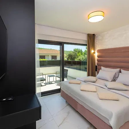 5 Bedroom Cozy In Dom wakacyjny
