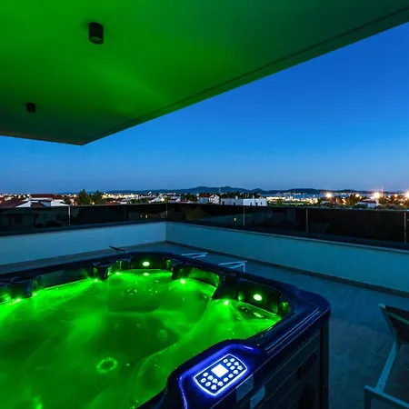 5 Bedroom Cozy In * Sukošan